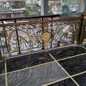 Lan Can Ban Công Sắt Mỹ Thuật LCS-33
